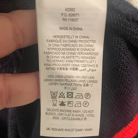 Boden Womens Navy Knit Sleeveless
Sweater Red and White Trim Size 10 Classic - Picture 4 of 7